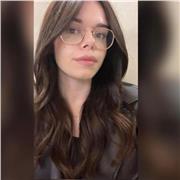 Diplomata al liceo classico impartisce lezioni private di ogni materia